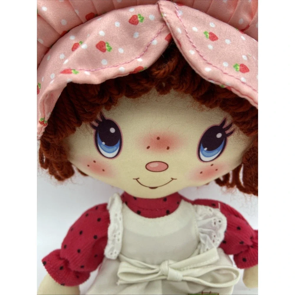 Basic Fun Strawberry Shortcake Plush Rag Doll 2021 Classic Style Red Yarn‎ Hair